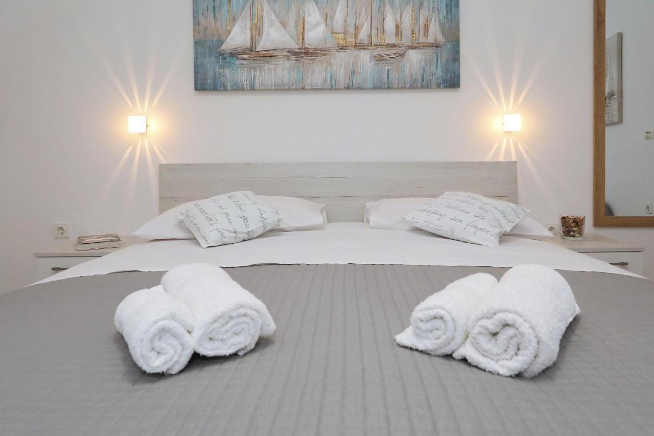 Apartmani Strpic Biograd Na Moru Eksteriør billede