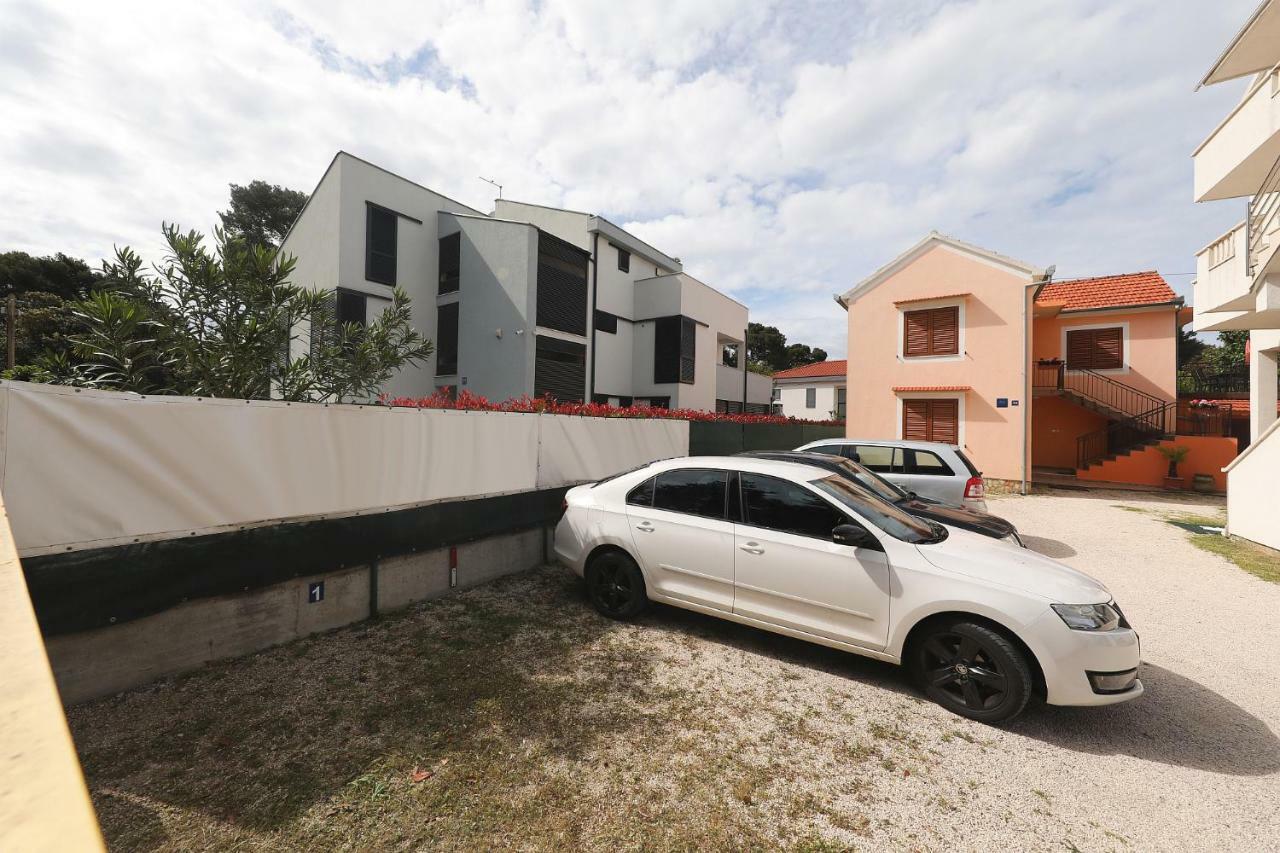 Apartmani Strpic Biograd Na Moru Eksteriør billede